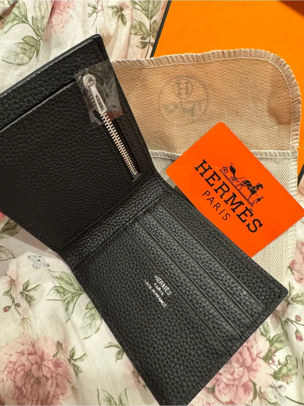 Black Grained Leather Bifold Wallet with Silver H Logo